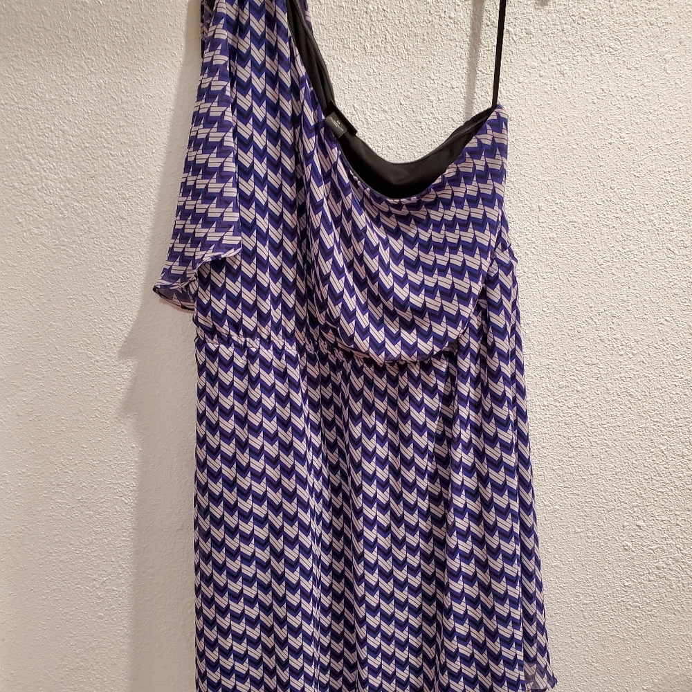 Beautiful One Shoulder Size 20 Dress